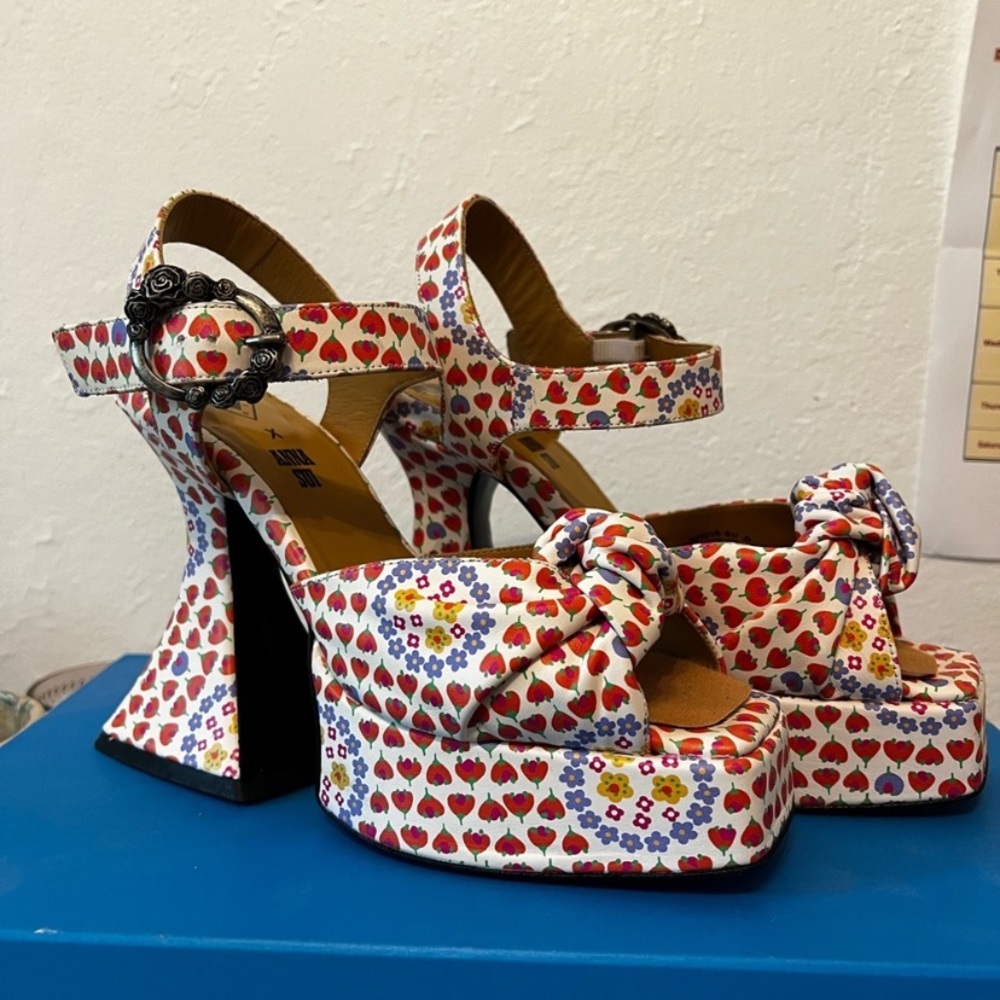 Anna Sui x Fluevog Munster Platform Heels size 7